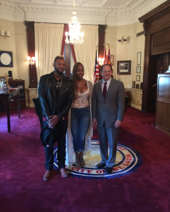 Chrisette Michelle at the St. Louis Mayor's office